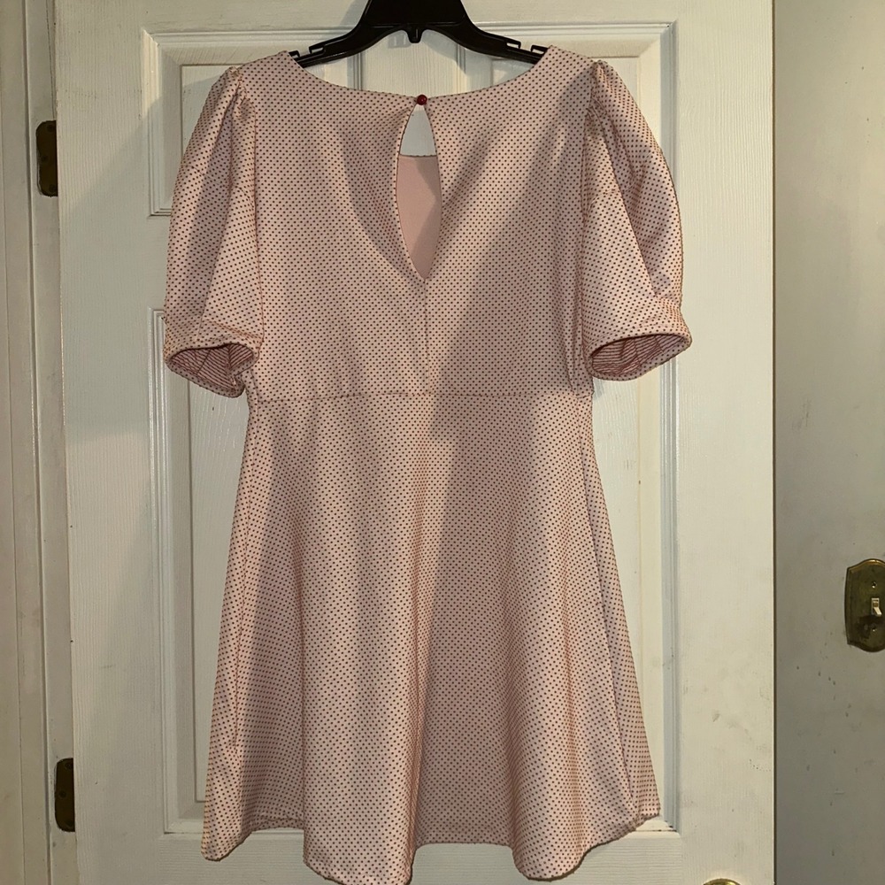 Free‎ People Penelope Mini Dress Pink Polka Dot Puff Sleeve keyhole back size L - Picture 3 of 9